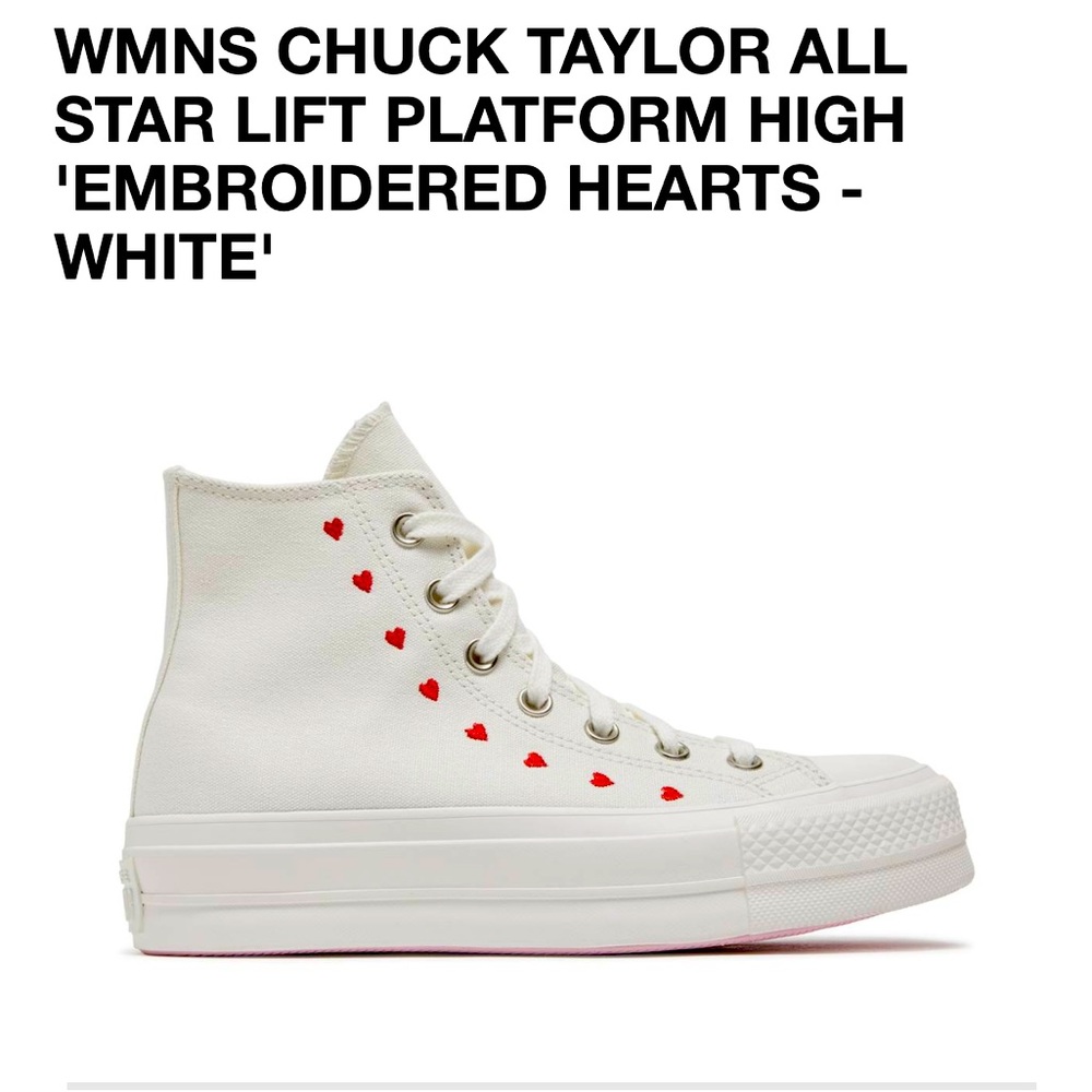NEW, in box WMMS Chuck Taylor All Star Lift Platform High ‘Embroidered hearts’♥️